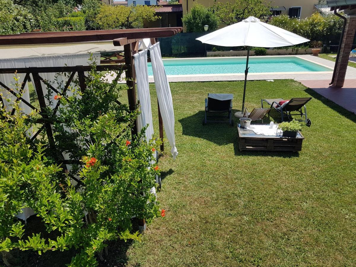 Appartamenti Ca'Melia Sarzana Exterior photo