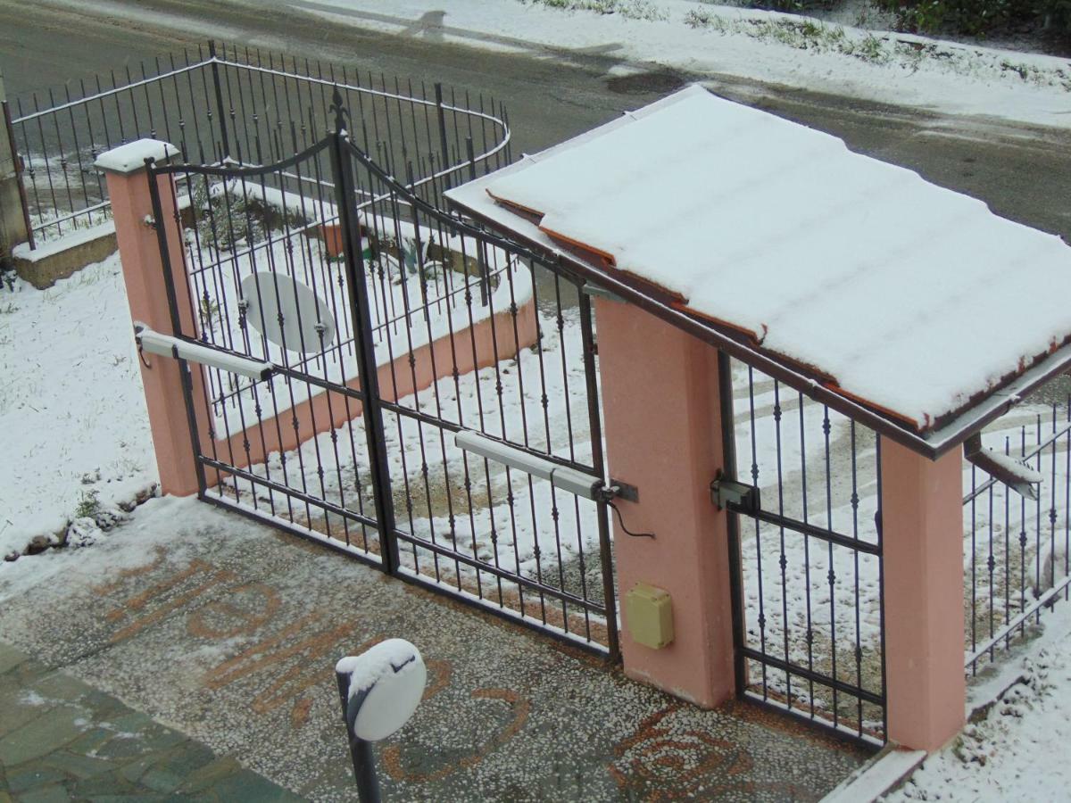 Appartamenti Ca'Melia Sarzana Exterior photo